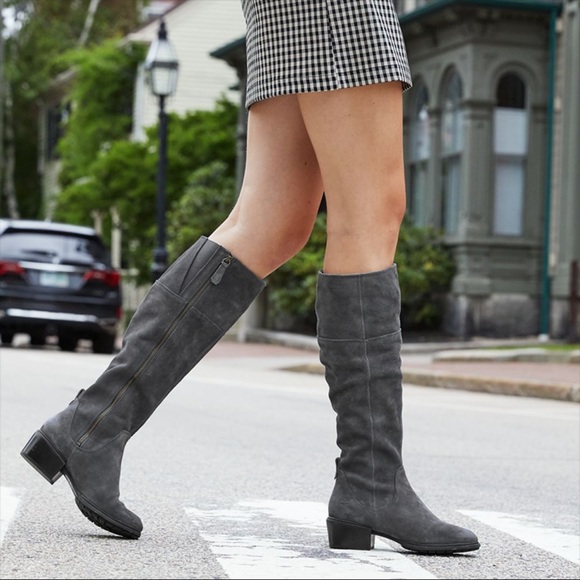 TIMBERLAND WOMEN'S SUTHERLIN BAY TALL SLOUCH BOOTS - Picture 3 of 8